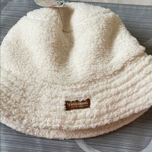 NWT Koolaburra Cream Sherpa Bucket Hat